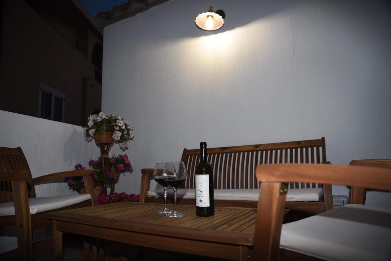 Centu Concas Bed & Breakfast Muravera Eksteriør bilde