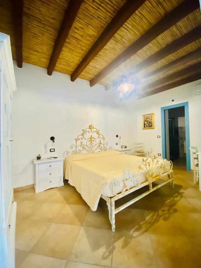 Centu Concas Bed & Breakfast Muravera Eksteriør bilde